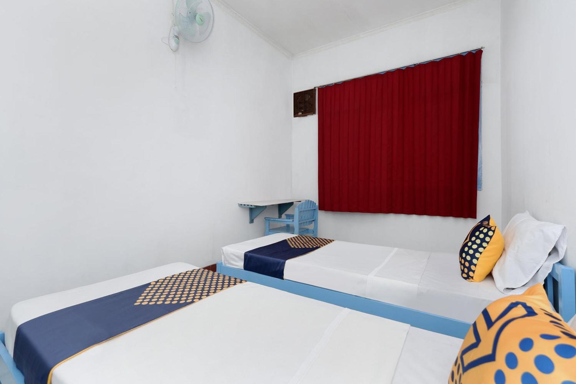 Spot On 2289 Hotel Saudara Tegal  Exterior foto